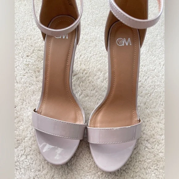 Elegant Women's Heels Nude Cream 10W - Picture 2 of 9